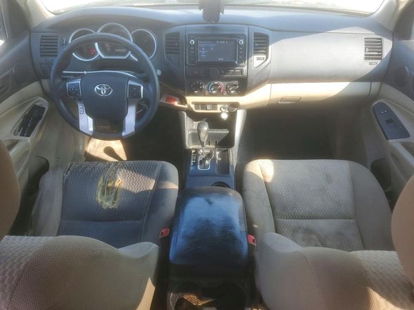 2015 TOYOTA TACOMA Delux Grade