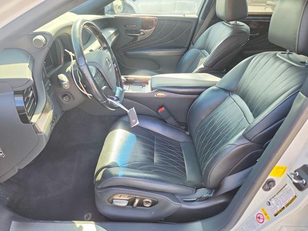 2019 LEXUS LS 500