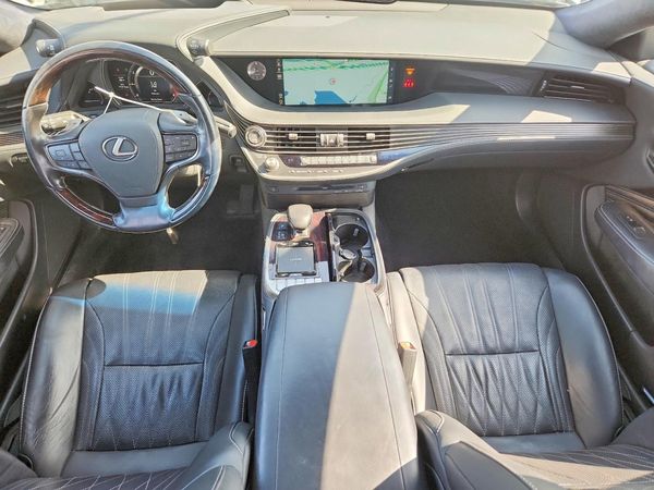 2019 LEXUS LS 500