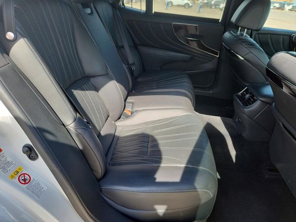 2019 LEXUS LS 500