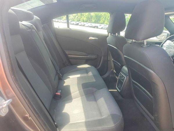 2016 DODGE CHARGER SE