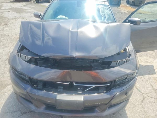 2016 DODGE CHARGER SE