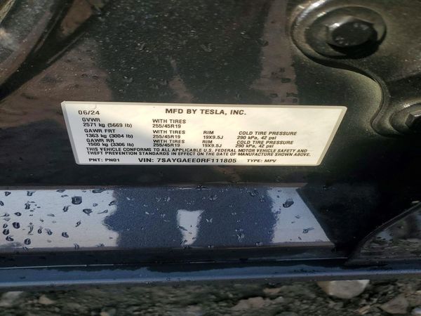2024 TESLA MODEL Y