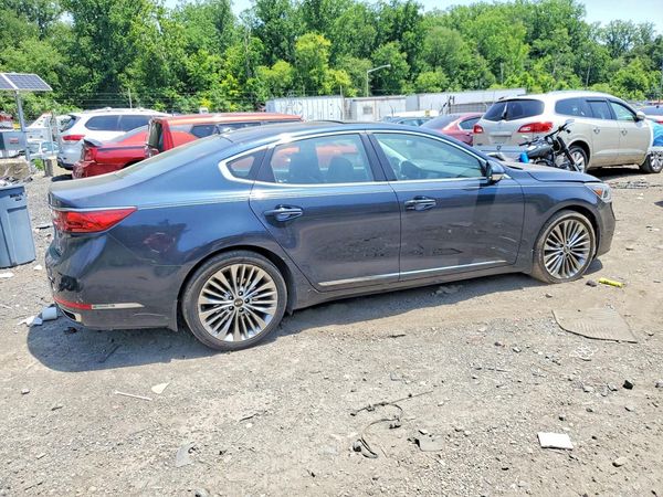 2017 KIA CADENZA
