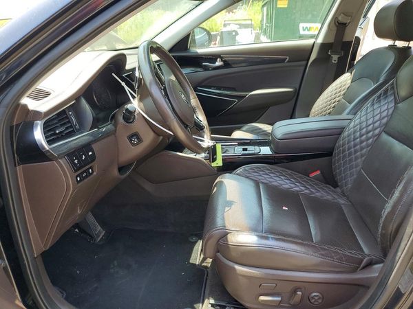 2017 KIA CADENZA