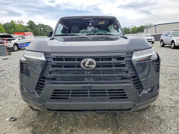 2024 LEXUS GX 550