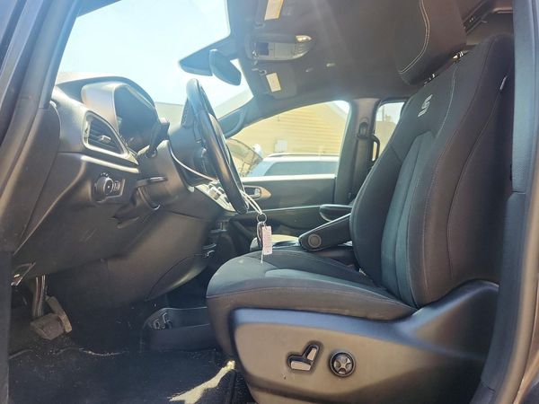 2020 CHRYSLER PACIFICA