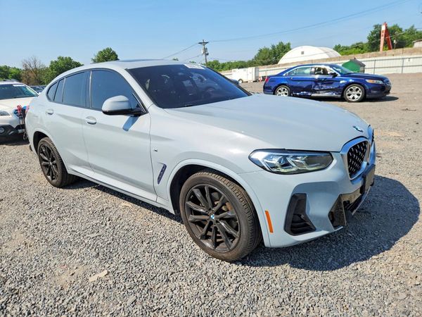 2022 BMW X4 xDrive30i