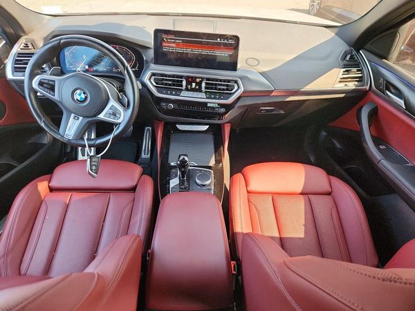 2022 BMW X4 xDrive30i