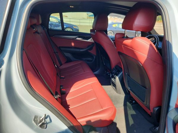 2022 BMW X4 xDrive30i
