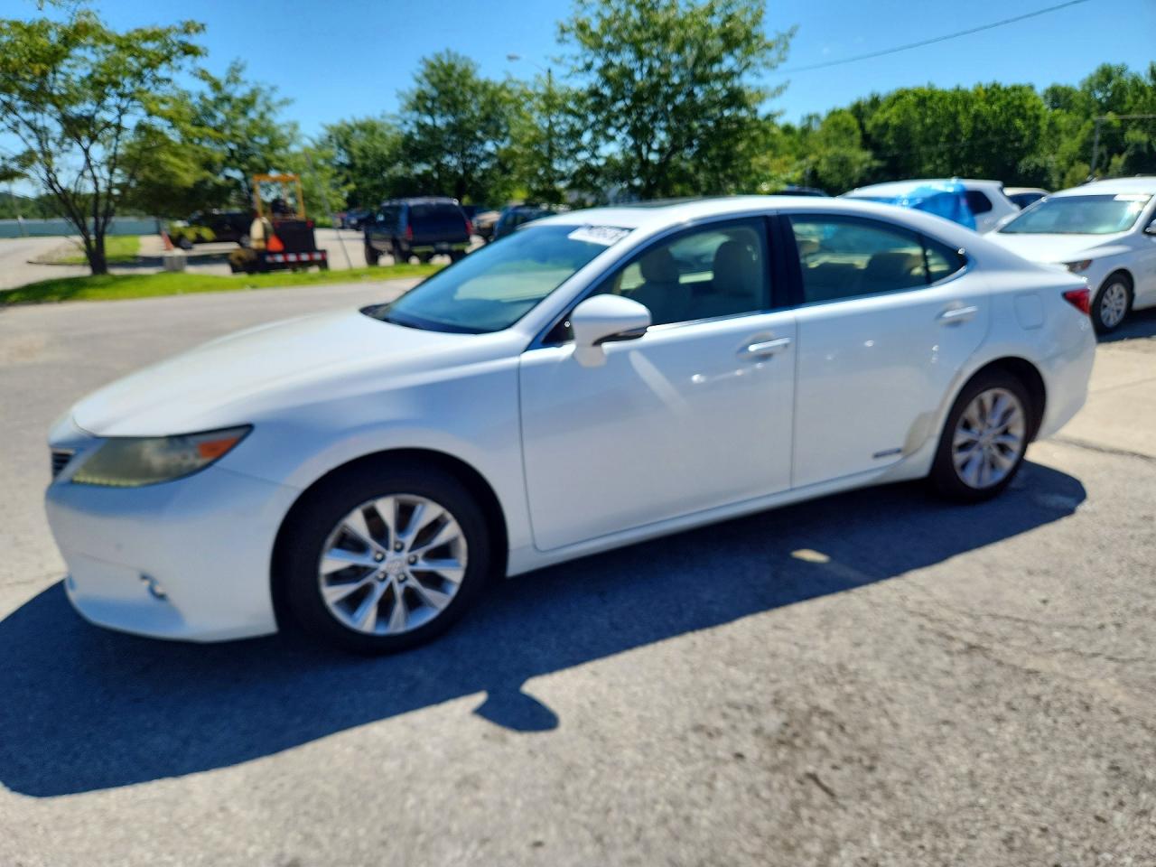 2013 LEXUS ES 300h