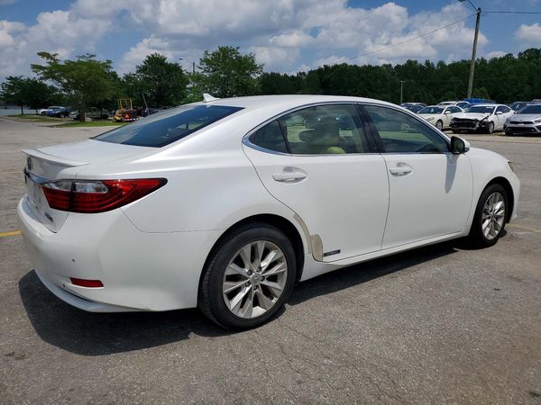 2013 LEXUS ES 300h