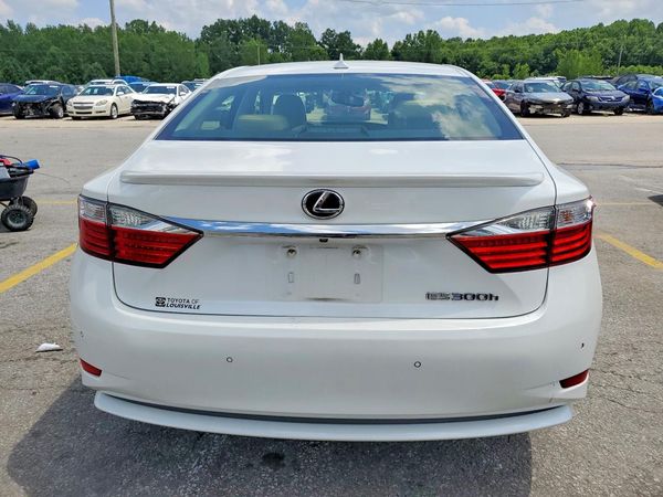 2013 LEXUS ES 300h
