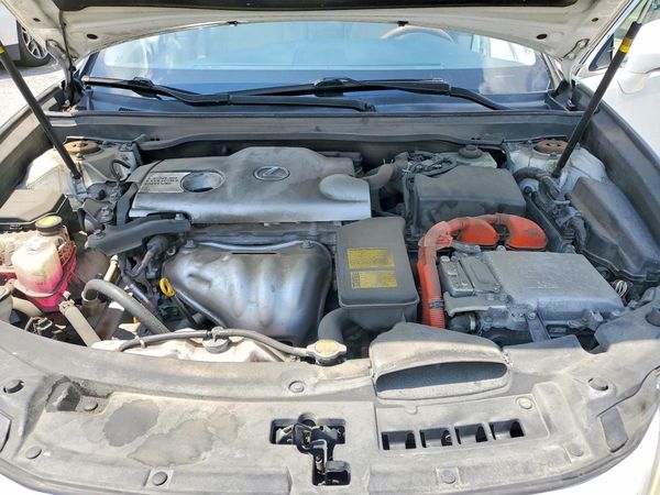 2013 LEXUS ES 300h