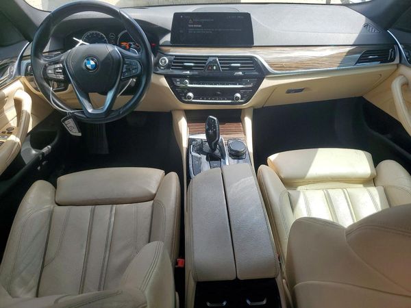 2018 BMW 530