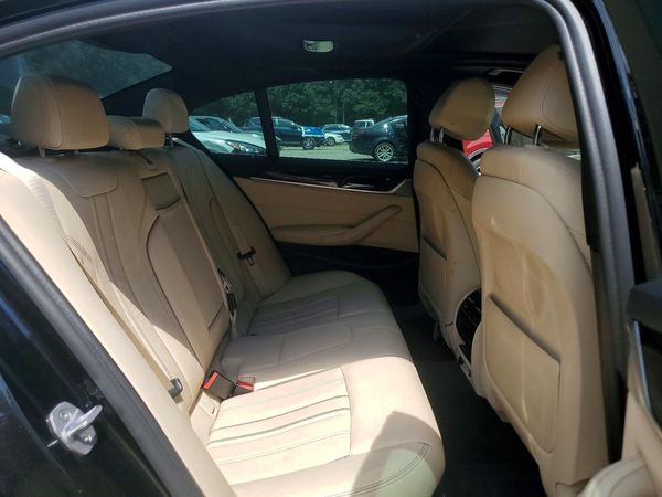 2018 BMW 530