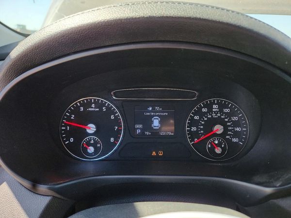 2020 KIA SORENTO L, LX, S