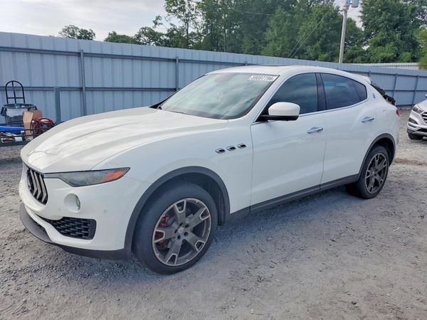 2017 MASERATI LEVANTE