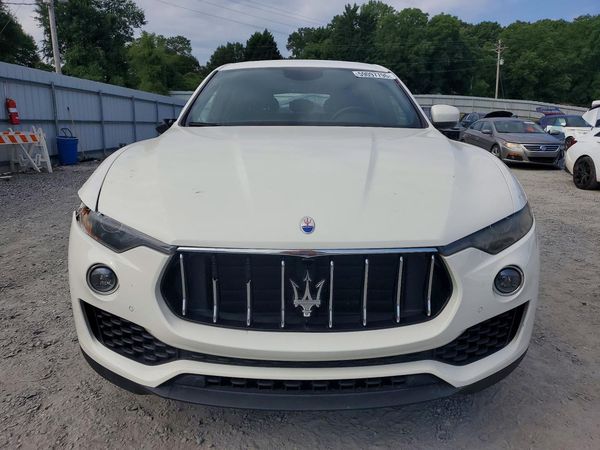 2017 MASERATI LEVANTE