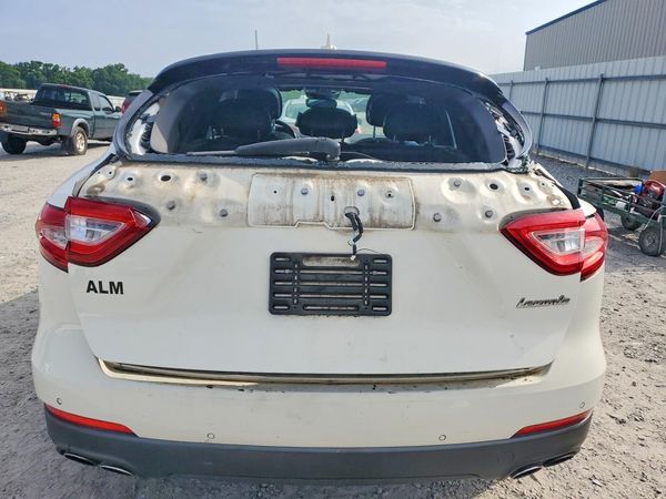 2017 MASERATI LEVANTE