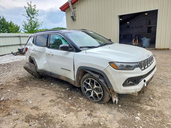 2025 JEEP COMPASS Limited — Passenger 3/4