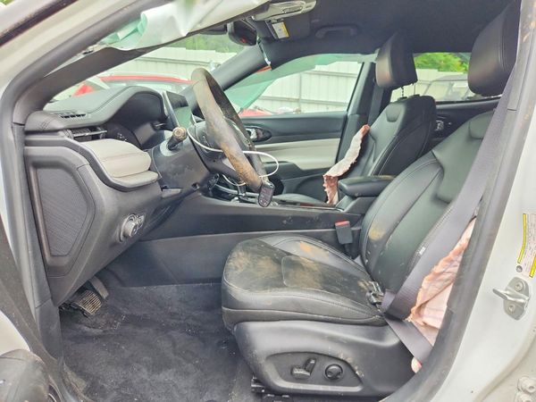 2025 JEEP COMPASS Limited — DENT