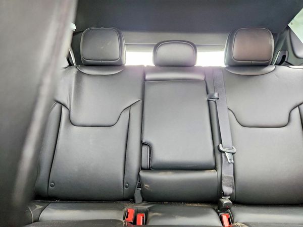 2025 JEEP COMPASS Limited — SUVN