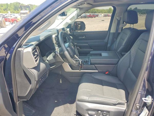 2024 TOYOTA SEQUOIA
