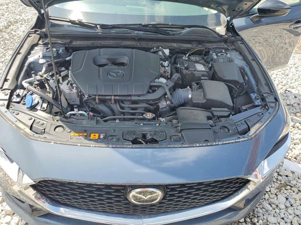 2025 MAZDA 3 Preferred Package