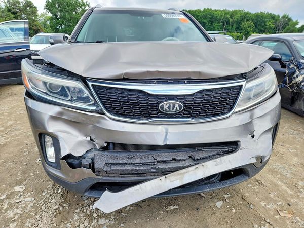2014 KIA SORENTO Base/ LX