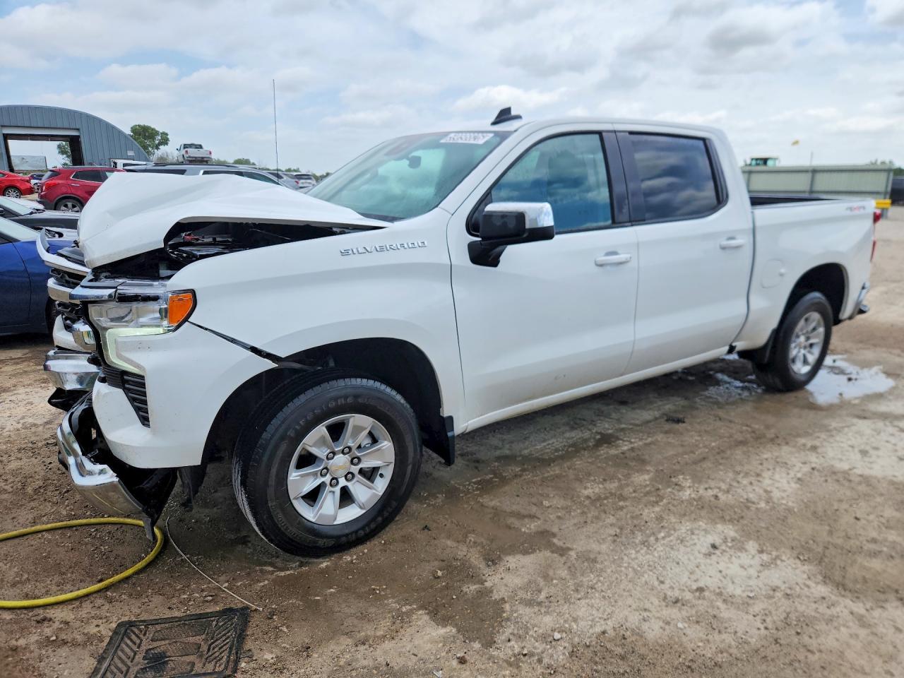 2024 CHEVROLET SILVERADO LT
