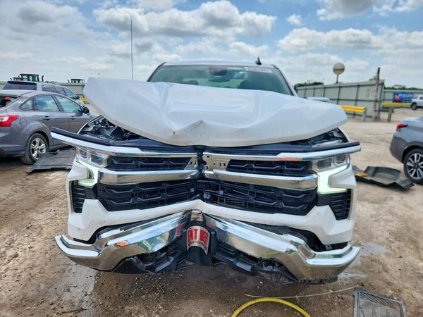 2024 CHEVROLET SILVERADO LT