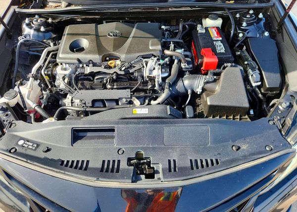 2018 TOYOTA CAMRY