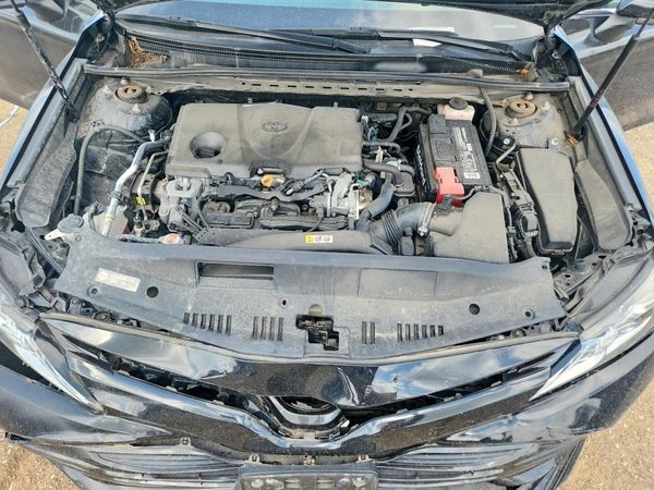 2018 TOYOTA CAMRY