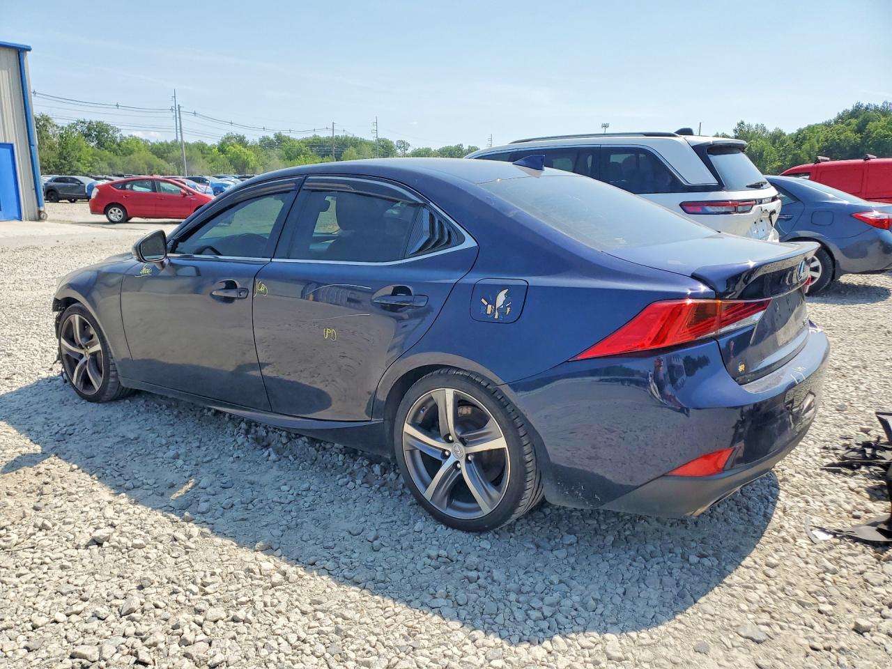 2018 LEXUS IS 300