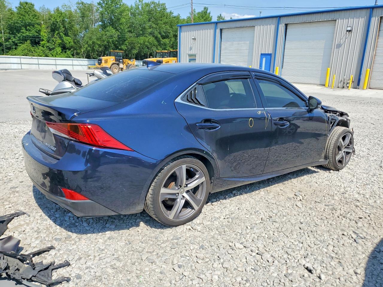 2018 LEXUS IS 300