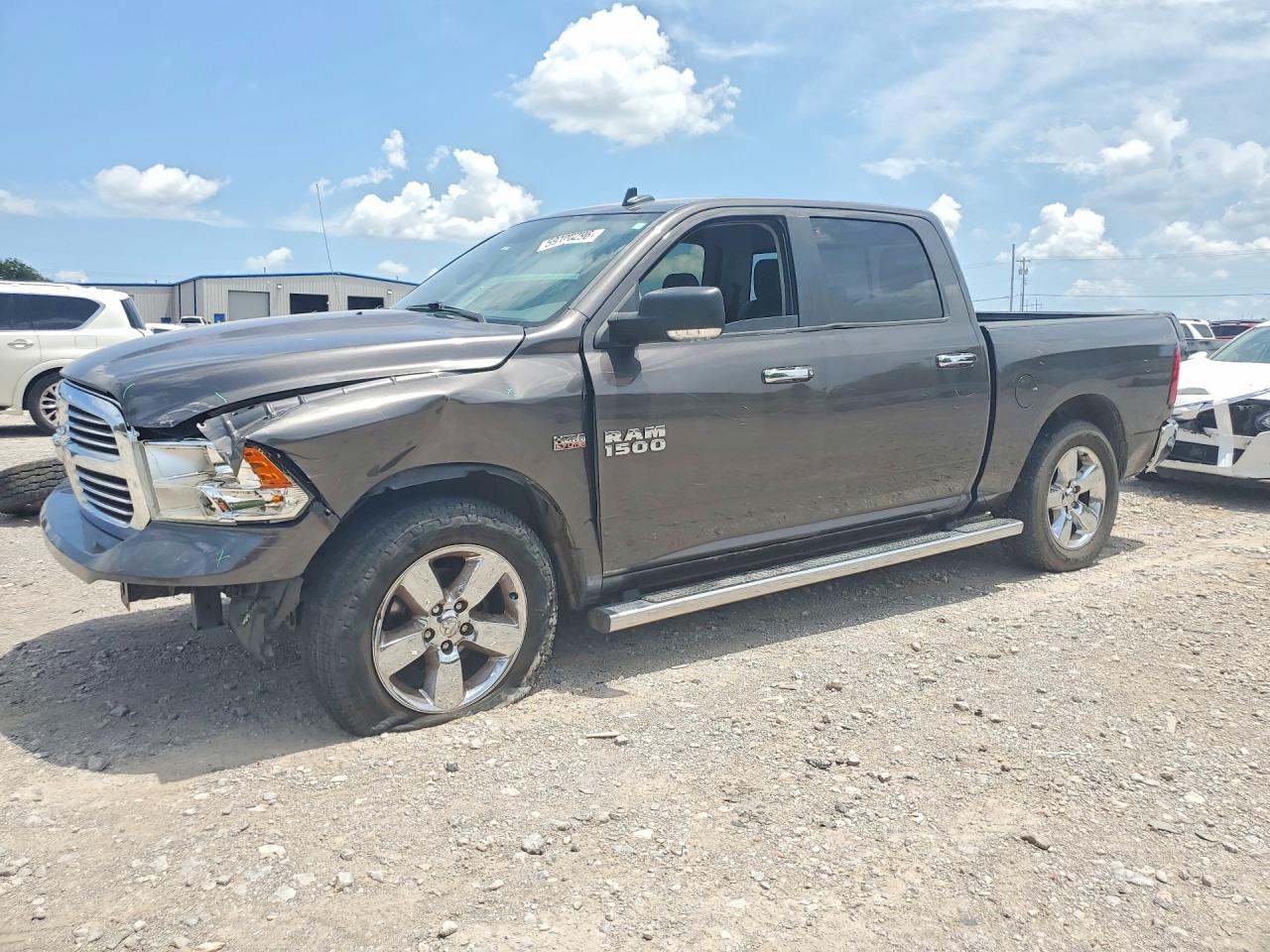 2017 RAM 1500 SLT