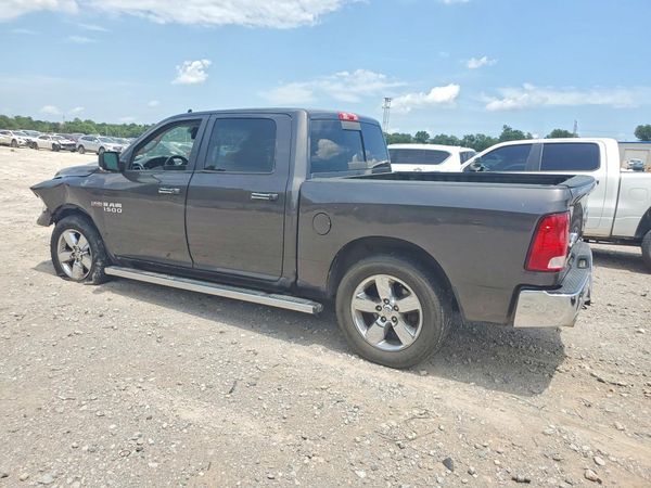2017 RAM 1500 SLT