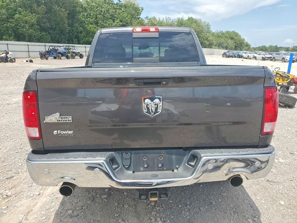 2017 RAM 1500 SLT