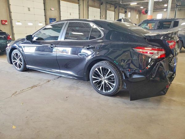 2019 TOYOTA CAMRY