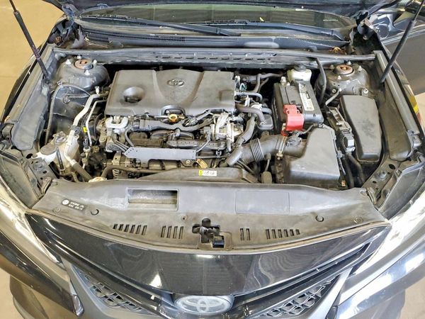 2019 TOYOTA CAMRY