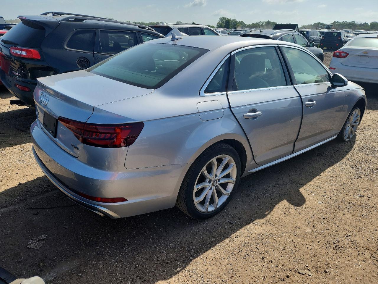 2019 AUDI A4 quattro Premium Plus