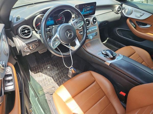 2019 MERCEDES-BENZ C C300