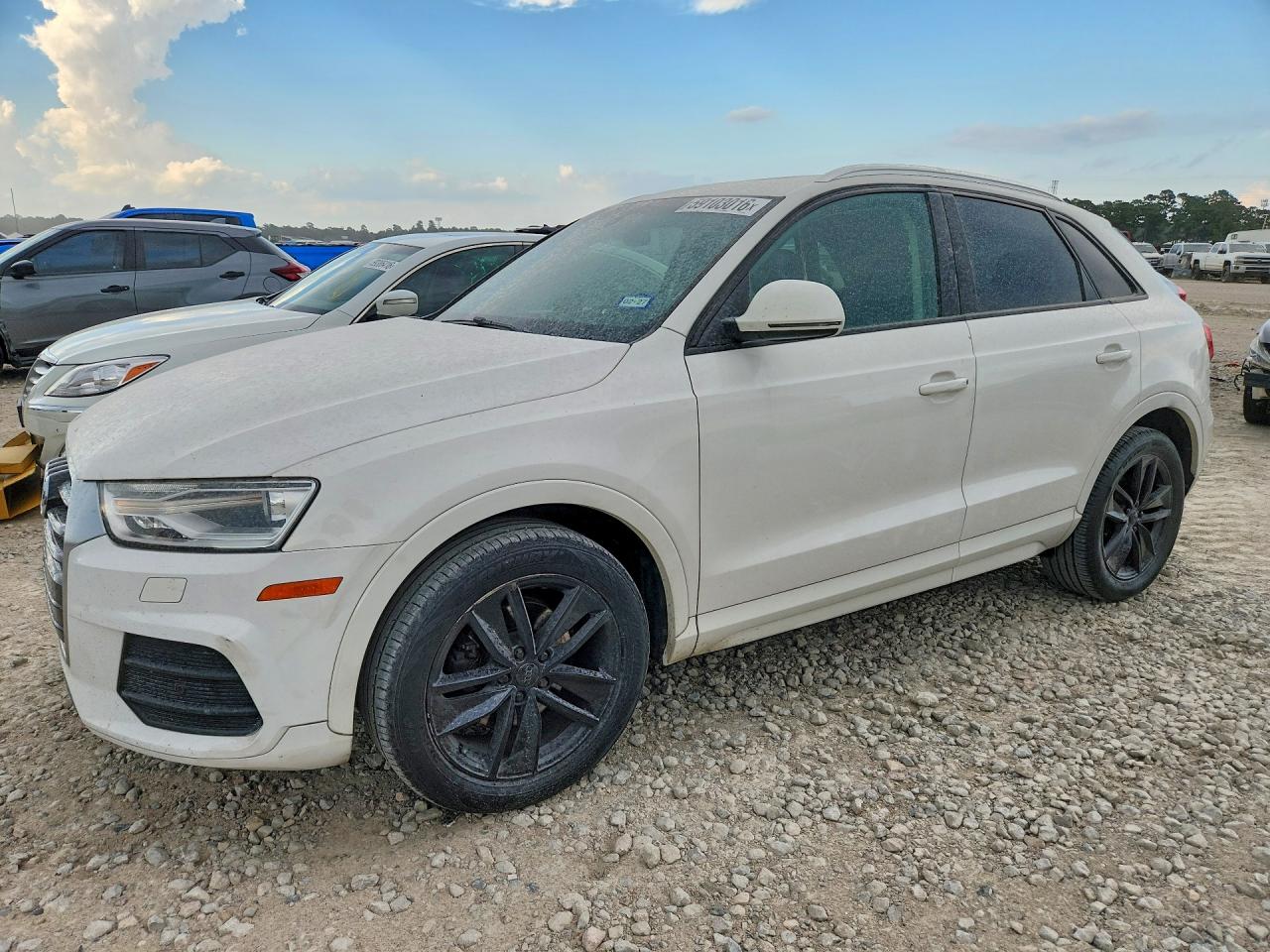 2017 AUDI Q3 quattro Premium