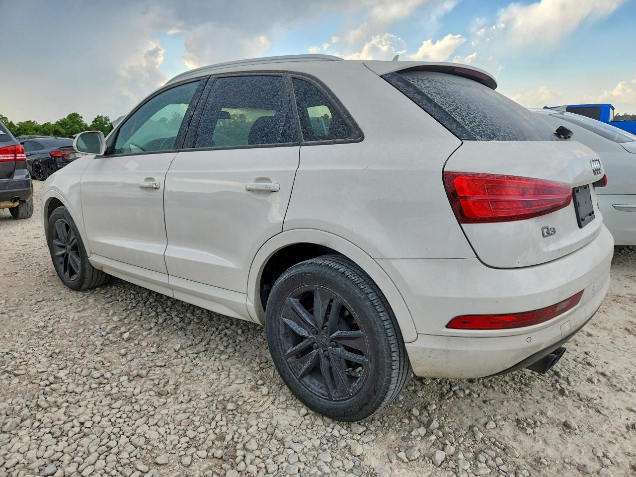 2017 AUDI Q3 quattro Premium
