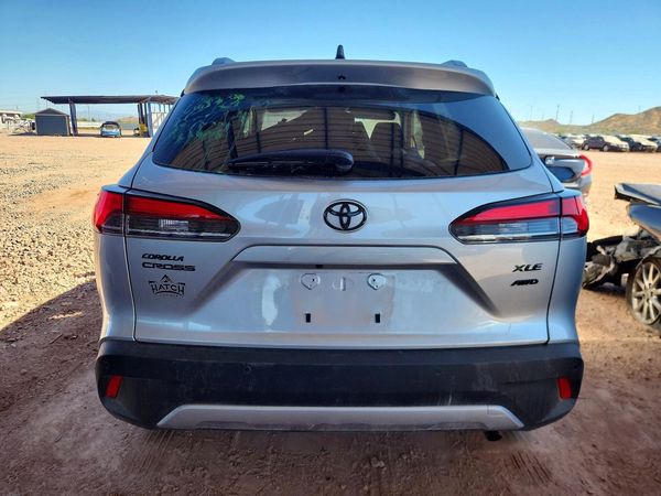 2026 TOYOTA COROLLA CROSS