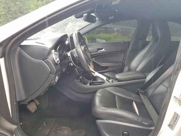 2015 MERCEDES-BENZ CLA CLA250