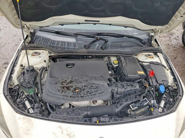 2015 MERCEDES-BENZ CLA CLA250