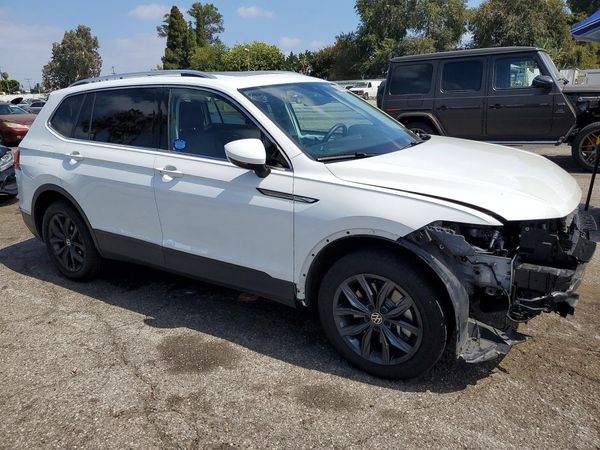 2024 VOLKSWAGEN TIGUAN SE Wolfsburg Edition