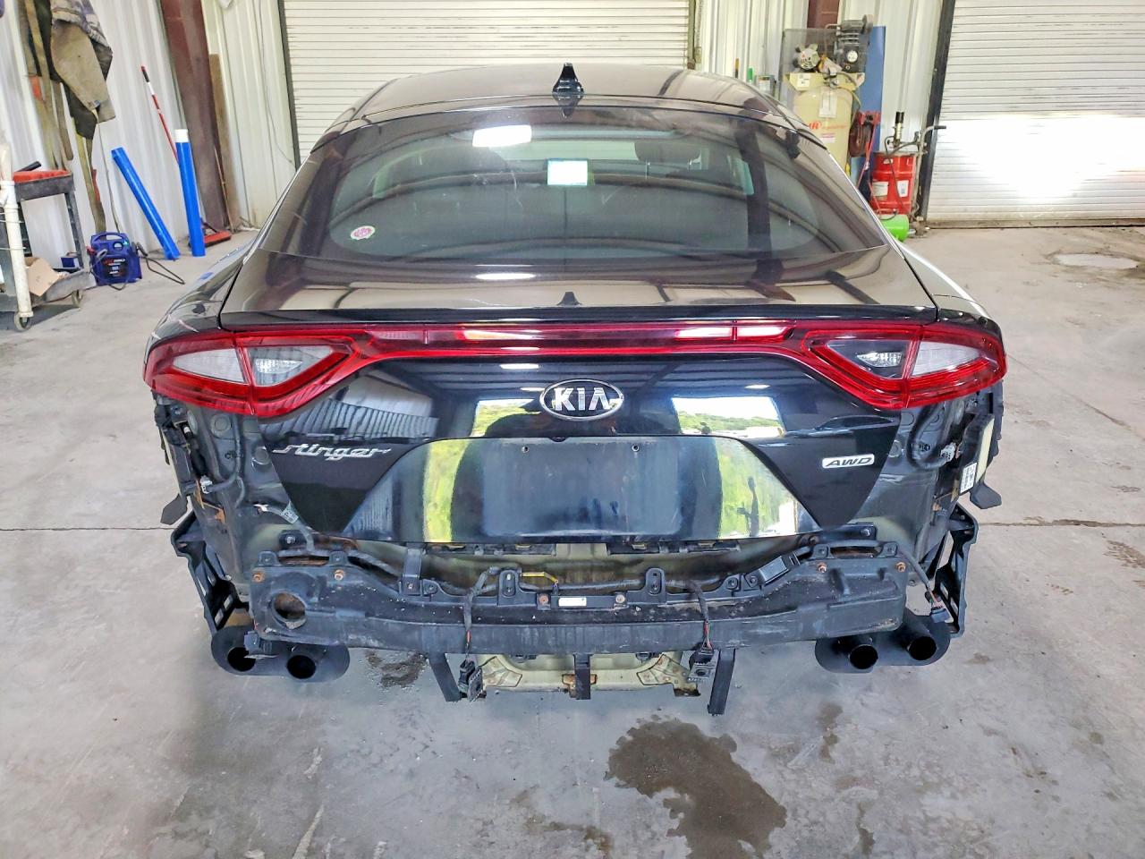 2018 KIA STINGER Premium